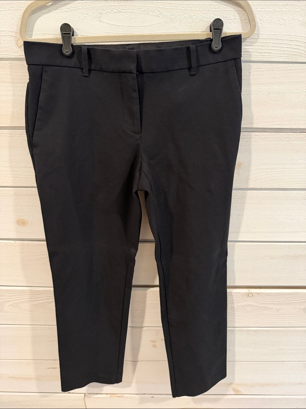 Ann Taylor Black Ankle Cropped Pants